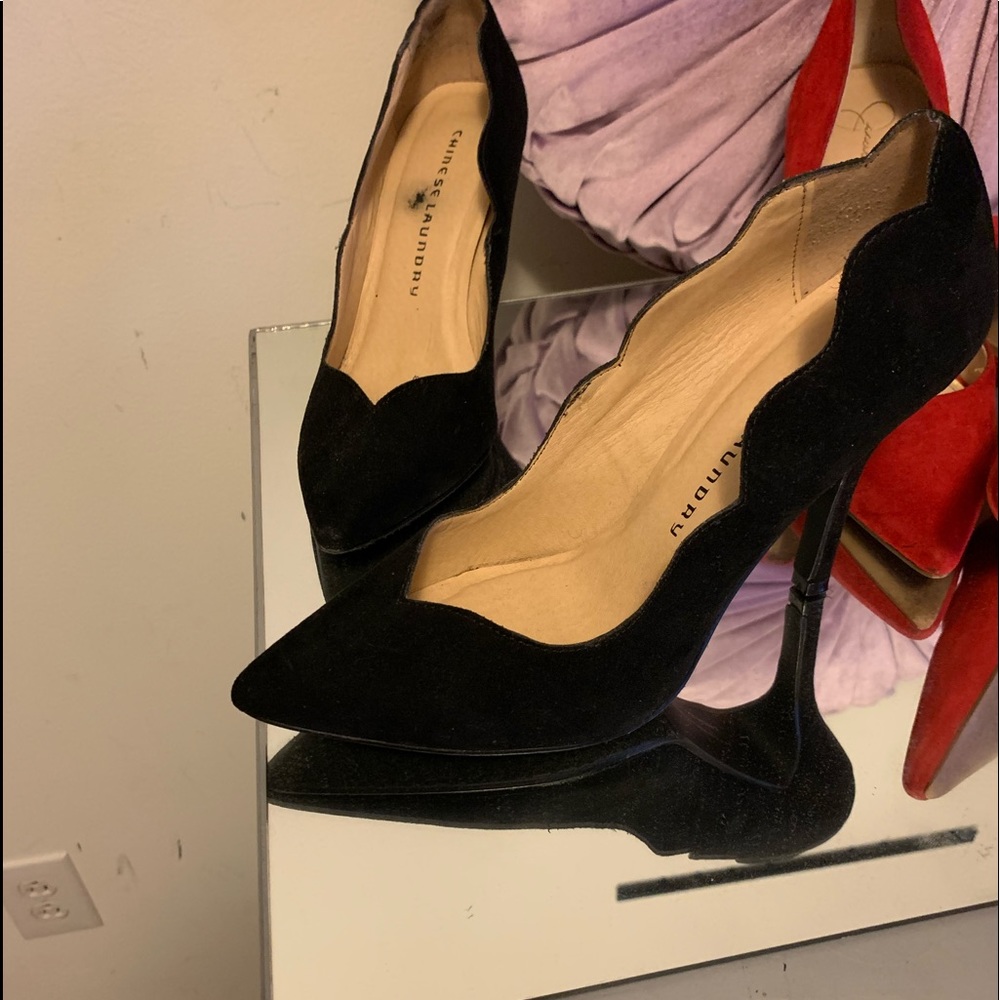 Beautiful black suede pump